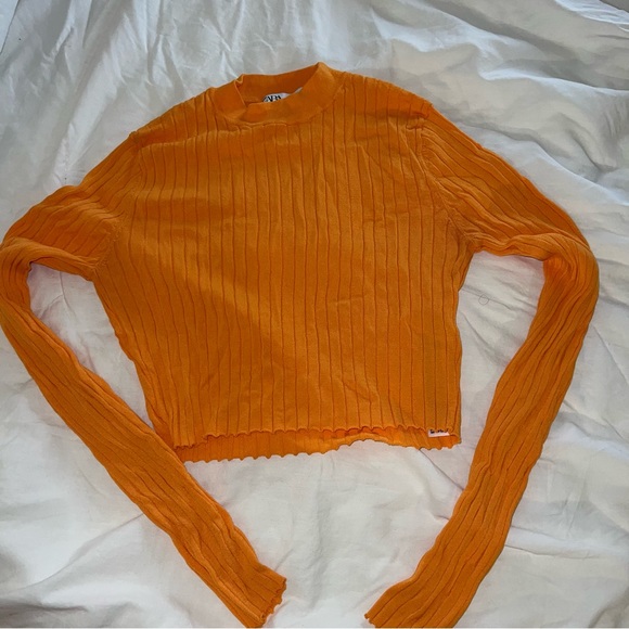 ZARA CROPPED ORANGE LONG SLEEVE - Picture 4 of 5